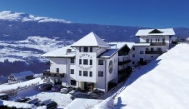 Hotel Alpenfriede ***