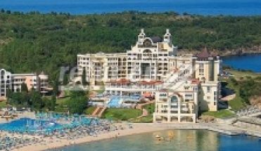 Marina Royal Palace *****