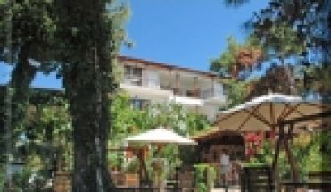 Hotel Esperia **+
