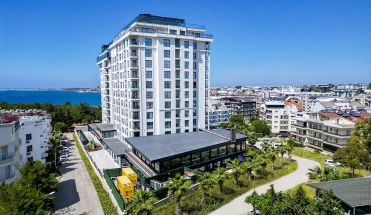 MARIL BEACH & SPA HOTEL