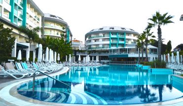 Seashell Resort & Spa