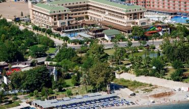 CRYSTAL DE LUXE RESORT & SPA